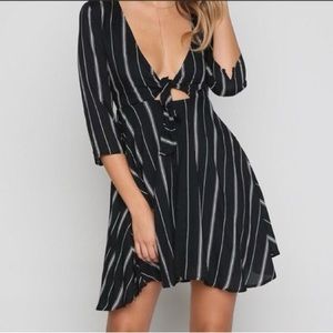 Amuse Society ⚓️ Revolve & Lulu’s Let’s Knot Tie Front Striped Plunge Mini Dress